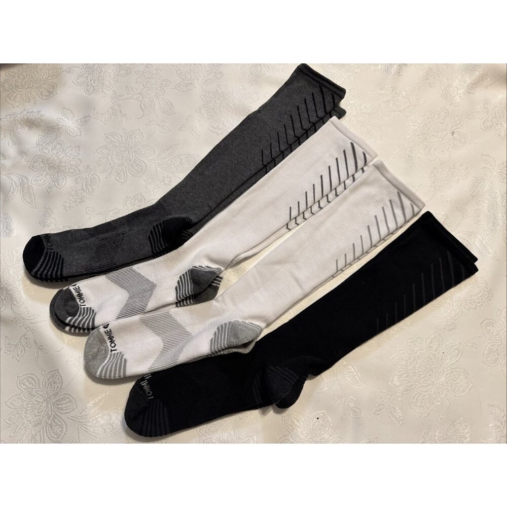 Tommie Copper 4 Pack SnugStay Knee High Compression Socks Mens 12-14.5